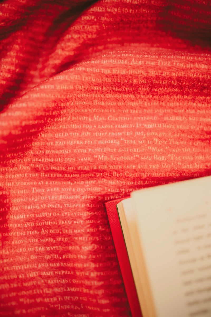 A Christmas Carol - Full Text - Throw Blanket