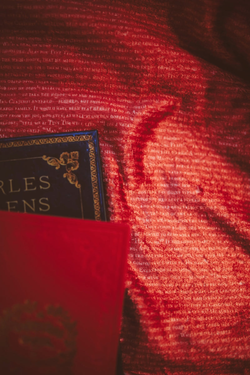 A Christmas Carol - Full Text - Throw Blanket